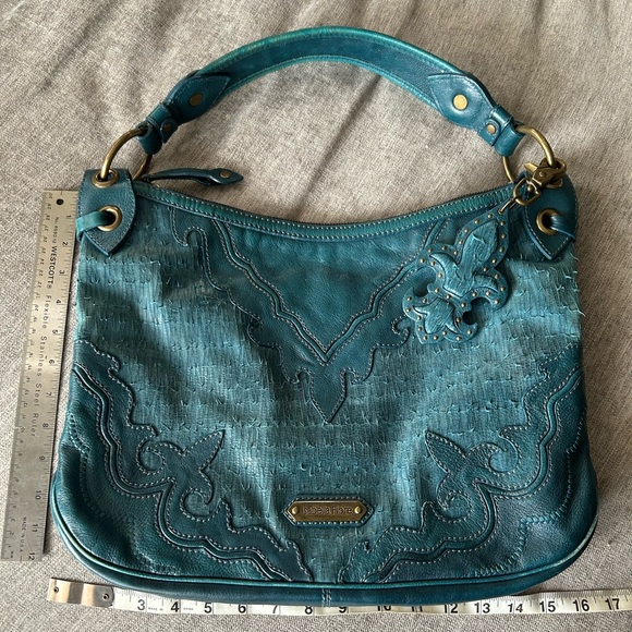 Isabella Fiore Turquoise Leather Patterned Shoulder Bag NWOT - Picture 5 of 9